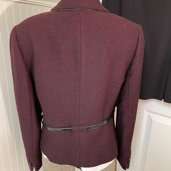 TAHARI SKIRT SUIT RED AND BLACK WOOL BLEND JACKET BLACK SKIRT SIZE 14 - Picture 6 of 16